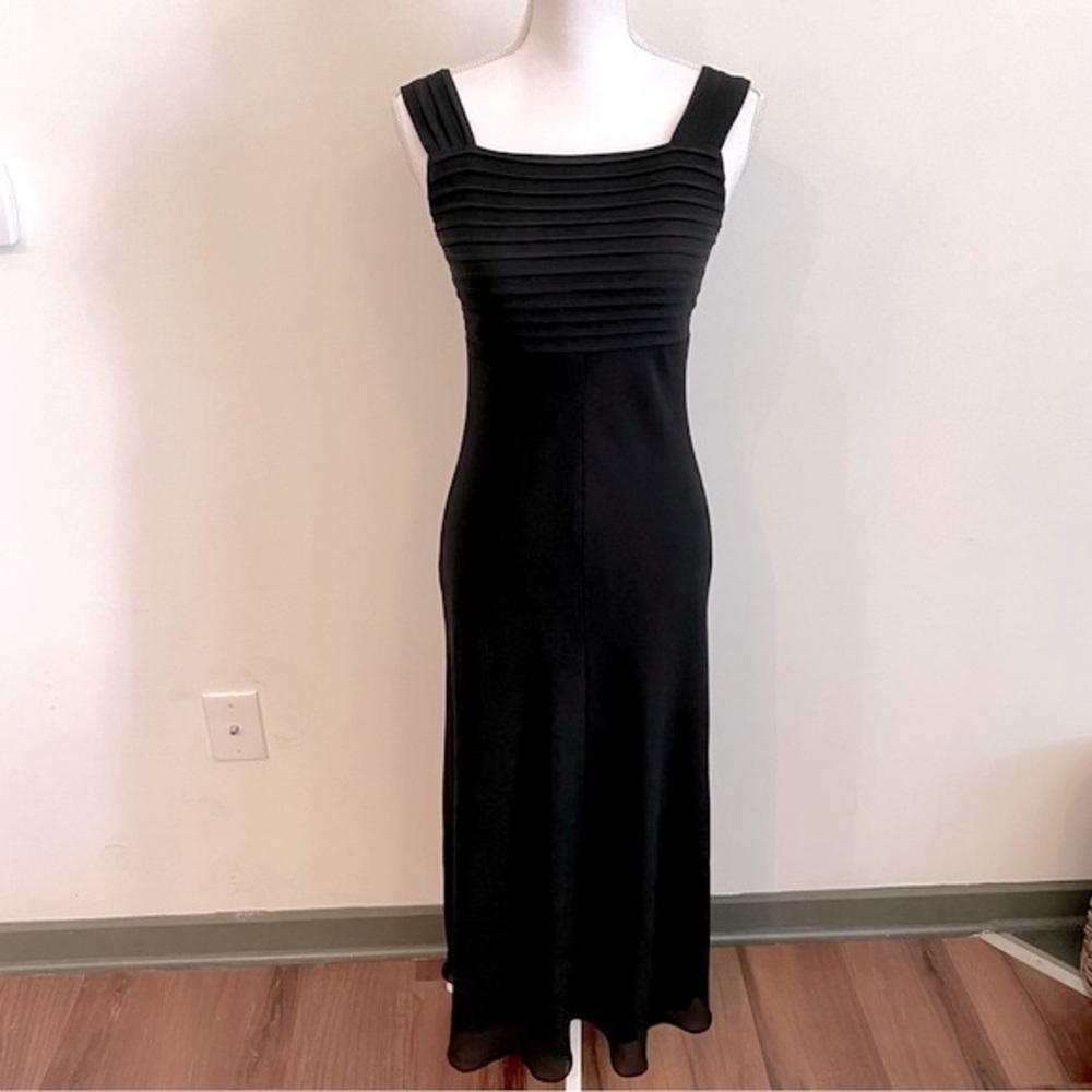 Ever Beauty Vintage Formal Black Dress Pleated Square Neckline Size 4